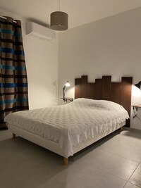 Doppelbett - Mieten Sie eine Wohnung in Vallecalle, Haute-Corse