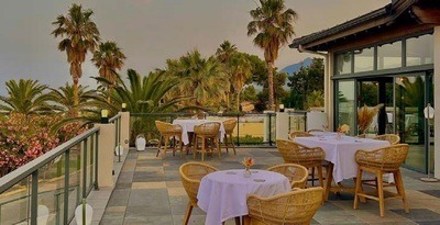 Terrasse - Hotel San Pellegrino - Penta Di Casinca, Korsika