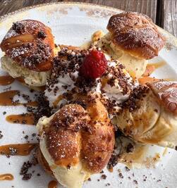 Profiteroles - Restaurant U Palmentu - Centuri, Corsica